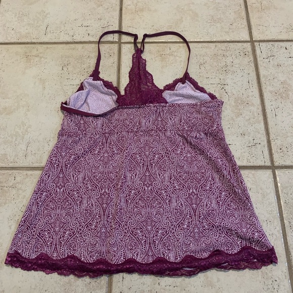 💜 Laura Ashley Purple Paisley Lace Trim Camisole - Size M - Picture 3 of 3